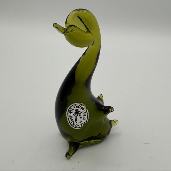 Pilgrim Glass Other - Vintage Pilgrim Glass Handblow Green Glass‎ Duck Figurine Adorable Collectible